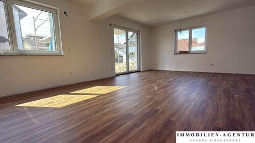 Foto - 4 Zimmer Erdgeschoßwohnung in Schwarzenfeld