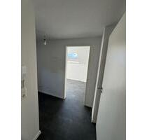 Moderne 3-Zimmer-Dachgeschosswohnung in HausenOberrot