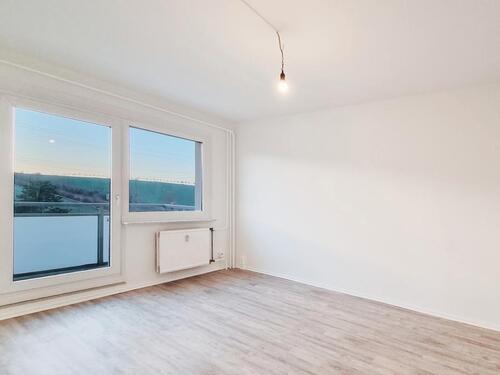 Foto - Wir renovieren! 1-Zimmer-Wohnung mit Balkon! **Personenaufzug**