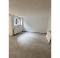 Souterrain Mietwohnung - 880,00 EUR Kaltmiete, in Rosbach vor der Höhe (PLZ: 61191)