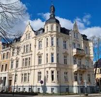 **helle 2-R-WE mit Massivparkett und Erker - Toplage Görlitz**