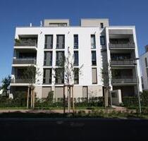 Bei VIVAWEST die Sonnenstrahlen auf der eigenen Terrasse genießen. - Düsseldorf Stadtbezirk 6