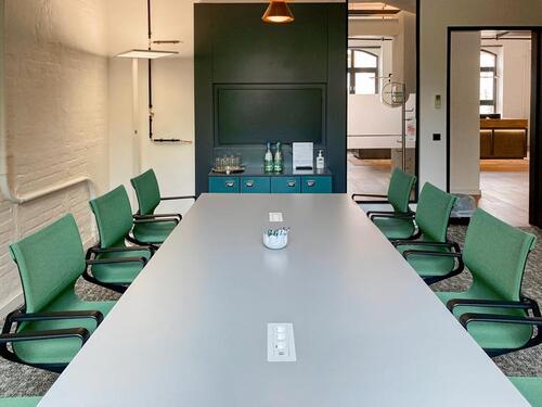 Foto - Privater Büroraum für 4 Person in Regus Leuchtenfabrik