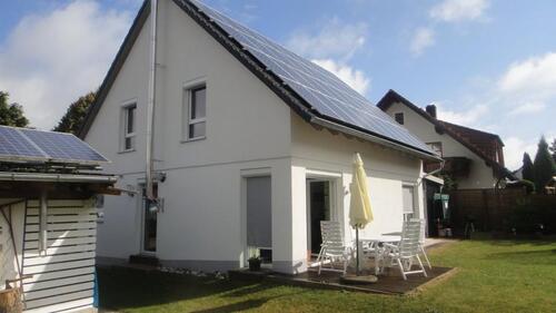 Foto - Einfamilienhaus in ruhige Ortsrandlage provisionfrei zu vermieten