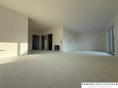 Foto - Helle Neubauwohnung im 1. Obergeschoss mit großzügigem Balkon in Schwarzenfeld zu vermieten