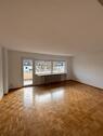 Foto - 3 - Zimmer Wohnung mit Sonnenbalkon und Stellplatz