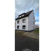 Helle 3,5 Zimmer Maisonette-Wohnung im 2. OG in Hüttenheim - Duisburg Huckingen