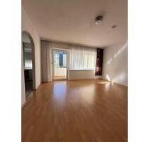 2-Zimmer Wohnung mit Balkon und Einbauküche in ruhiger Lage - Mitterteich