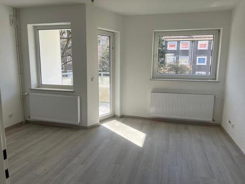 Foto - Kernsanierte 3-Zi.-Whg in Lebenstedt mit Balkon