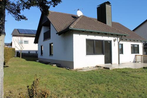 Foto - 5 Zimmer Einfamilienhaus zur Miete in Mallersdorf-Pfaffenberg