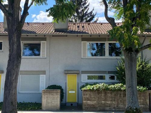 Foto - Einfamilienhaus mit mediterranem Hofgarten