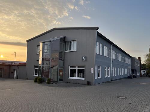 Foto - SCHMUGGEROW IMMOBILIEN - Kleine Halle in Pinneberg