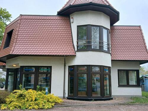 Foto - Gewerbe-Praxisräume - 1.500,00&nbsp;EUR Kaltmiete, ca.&nbsp; 180,00&nbsp;m&sup2;