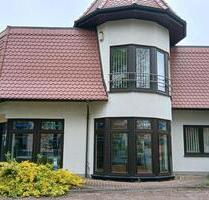 Gewerbe-Praxisräume - 1.500,00&nbsp;EUR Kaltmiete, ca.&nbsp; 180,00&nbsp;m&sup2; in Sömmerda (PLZ: 99610)