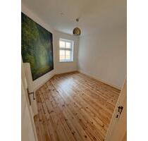 Raum zu vermieten - 550,00&nbsp;EUR Kaltmiete, ca.&nbsp; 10,00&nbsp;m&sup2; in Ahrensburg (PLZ: 22926)