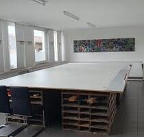Büroraum Vermietung - 650,00 EUR Kaltmiete, in Schloß Holte-Stukenbrock (PLZ: 33758)