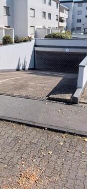 Foto - Tiefgaragenstellplatz in Köln Widdersdorf Oldtimer Stellplatz