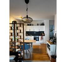 Helle, moderne, 2,5 Zimmer Wohnung in Regensburg sofort verfügbar