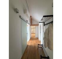 Möbliertes DG-Apartment in Karlsruhe, All-inclusive, AC, Internet