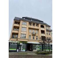 Charmante Altbau-2-Zimmer-Wohnung mit hohen Decken & Loggia im 3. OG - Eberswalde