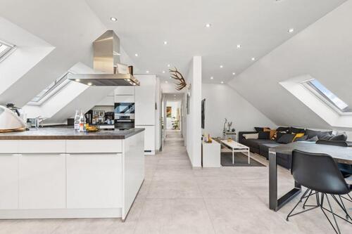 Foto - Moderne 4-Zimmer Dachgeschosswohnung mit Balkon in Maximiliansau