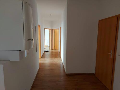 Foto - Helle 4-Raum-Wohnung in guter Lage-Nichtraucher,keine Haustiere