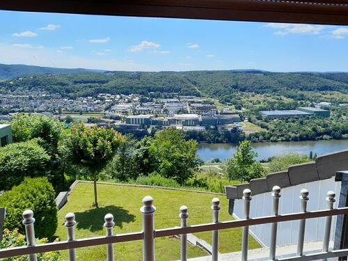 Foto - Dachgeschosswohnung mit wundervollem Panorama-Weitblick-Balkon