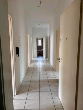 Foto - 4-Zimmer Wohnung mit Altbaucharme