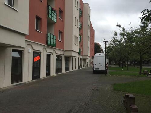 Foto - Renovierte Büro- und Ladenmietfläche