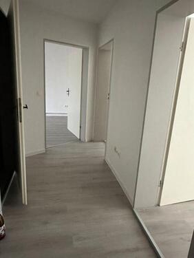 Foto - 3-Zimmer-Wohnung - 518,00&nbsp;EUR Kaltmiete, ca.&nbsp; 74,00&nbsp;m&sup2;