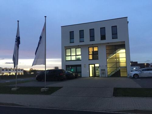 Foto - Moderne helle Büro- Praxisräume