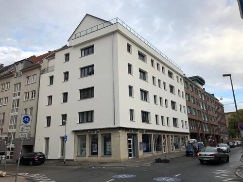 Foto - Helle 4-Zimmer-Wohnung mit Balkon an der Maschstraße in Hannover
