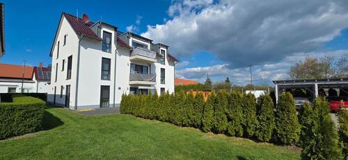 Foto - Moderne und Helle 4 Zimmerwohnung im EG mit Terrasse