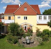 Großzügige 5-Zimmer-Wohnung mit Balkon, Garten und Garage - Mindelheim