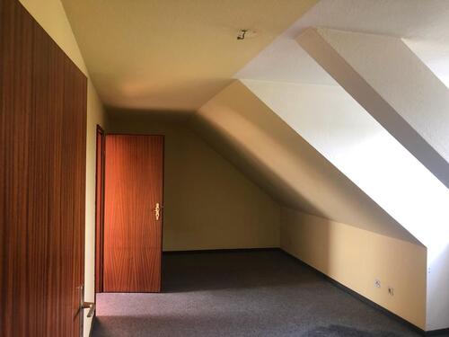 Foto - Dachgeschoss Wohnung - 420,00 EUR Kaltmiete, ca.  50,00 m²