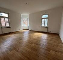 *Großzügig wohnen auf 2 Etagen* 3,5- Zimmerwohnung im Zentrum von Sonneberg!