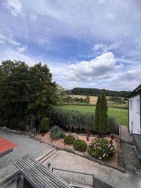 Foto - Wohnen im Grünen: Gepflegte 2-Zimmer-Wohnung in Feuchtwangen