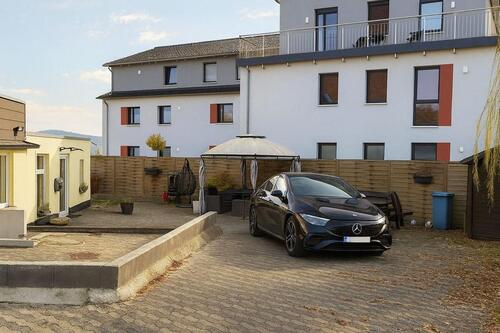 Foto - Modernisierte Wohnung mit großer Terrasse