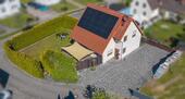 Foto - Gepflegtes Einfamilienhaus mit viel Platz und moderner Technik.