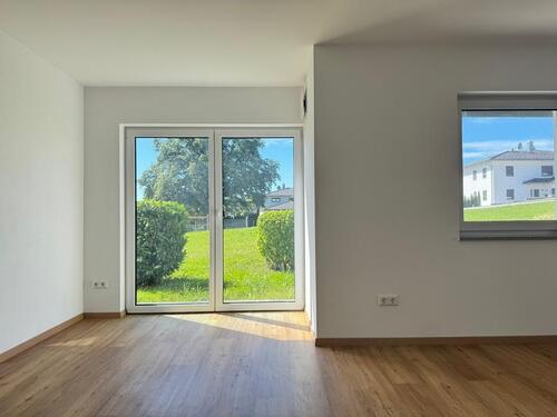 Foto - 3-Zimmer Wohnung mit EBK und Terrasse zu vermieten
