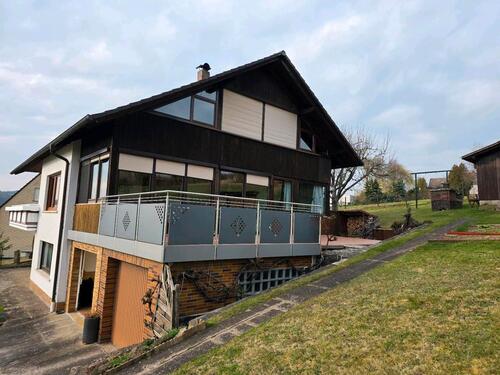 Foto - 13 Zimmer Mehrfamilienhaus, Wohnhaus in Großenlüder