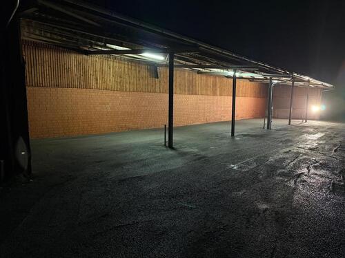 Foto - Stellplatz Winterlager Wohnmobil Unterstand