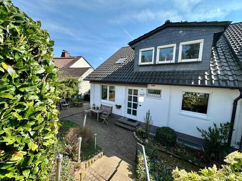 Foto - Schöne, einzugsfertige Doppelhaushälfte mit großem Garten