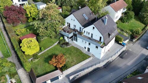 Foto - Raum für Visionen – exklusives Zuhause mit Platz für Familie und Beruf