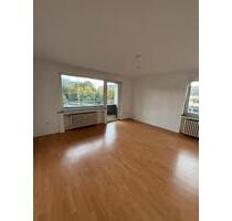 2-Zimmer-Wohnung mit Einbauküche und Balkon - Essen Stadtbezirk VI