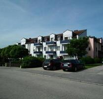 Gemütliche 3-Zimmer-Wohnung - inkl. Einbauküche, zwei Balkone, Kellerabteil und Tiefgaragenstellplatz - Massing