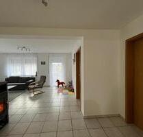 3 Zimmer Wohnung in Kronburg - 850,00&nbsp;EUR Kaltmiete, ca.&nbsp; 84,00&nbsp;m&sup2; in Kronburg (PLZ: 87758)