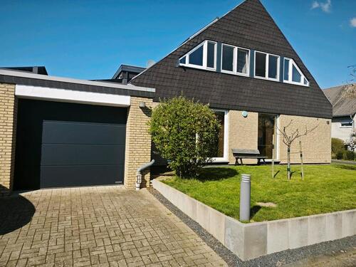 Foto - Großes Haus mit Indoorpool und Sauna, befristet zu vermieten