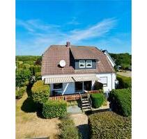 Solides Häuschen, mit großem Garten,Terrasse u. Ausblick - Bünde