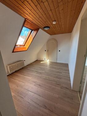 Foto - 3 Zimmer Dachgeschoßwohnung zur Miete in Ebersbach an der Fils